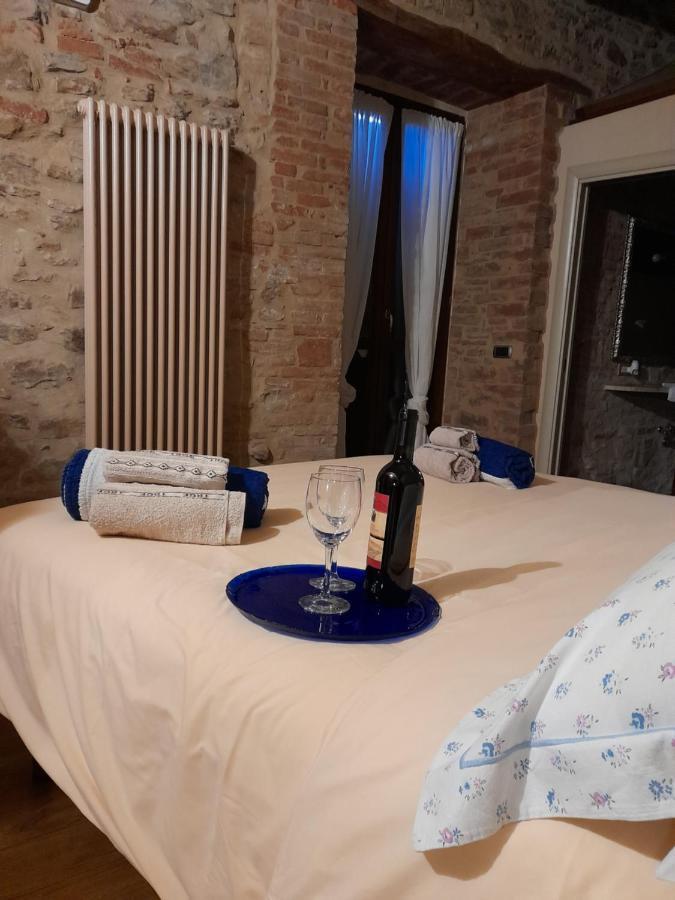 "Il Pollaio" Guests House Apartment Паникале Екстериор снимка